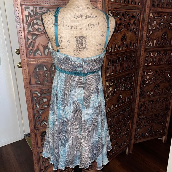 BCBG MAXAZRIA Beaded Halter Women Dress - Picture 4 of 6